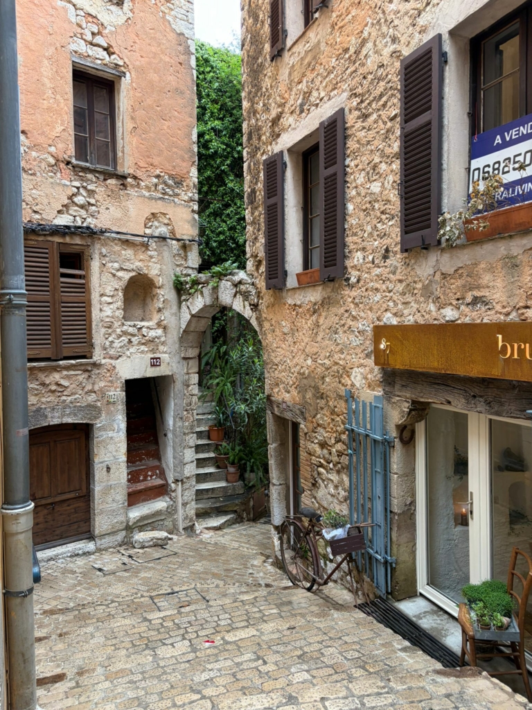 Tourrettes-sur-Loup #73